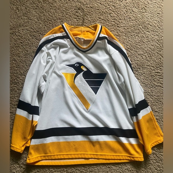 Vintage 90’s Maska Penguins Jersey - Picture 1 of 3